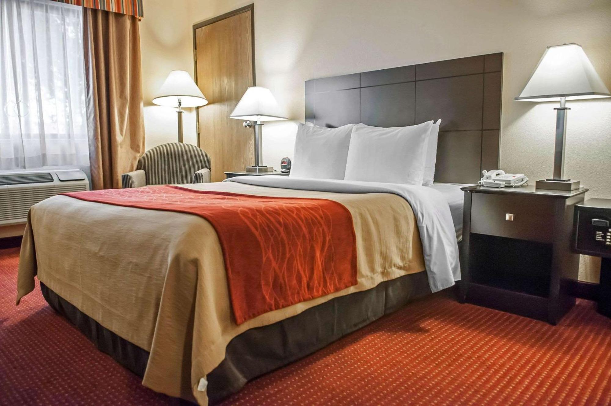 Quality Inn Rio Rancho Exterior photo
