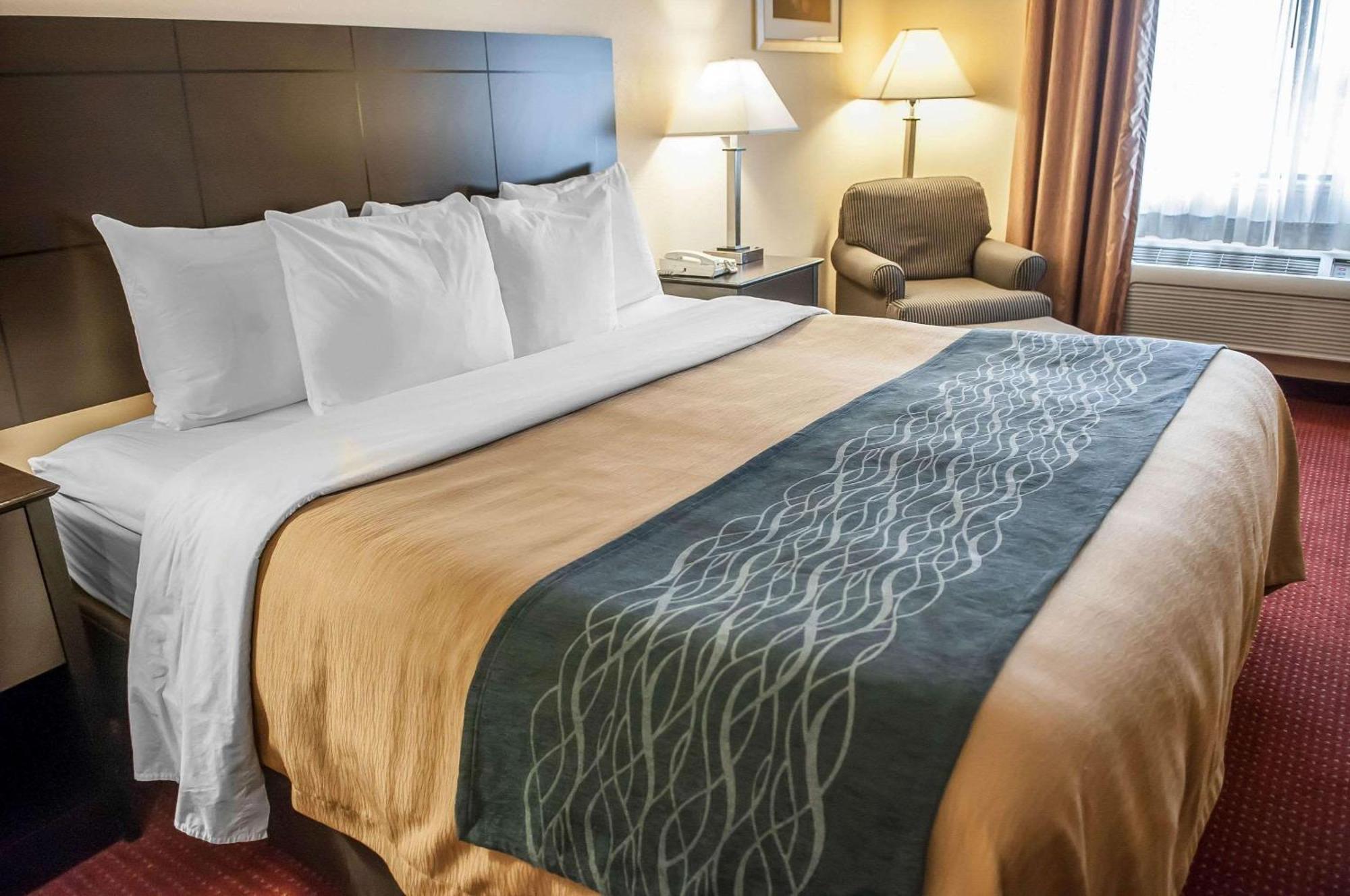 Quality Inn Rio Rancho Exterior photo