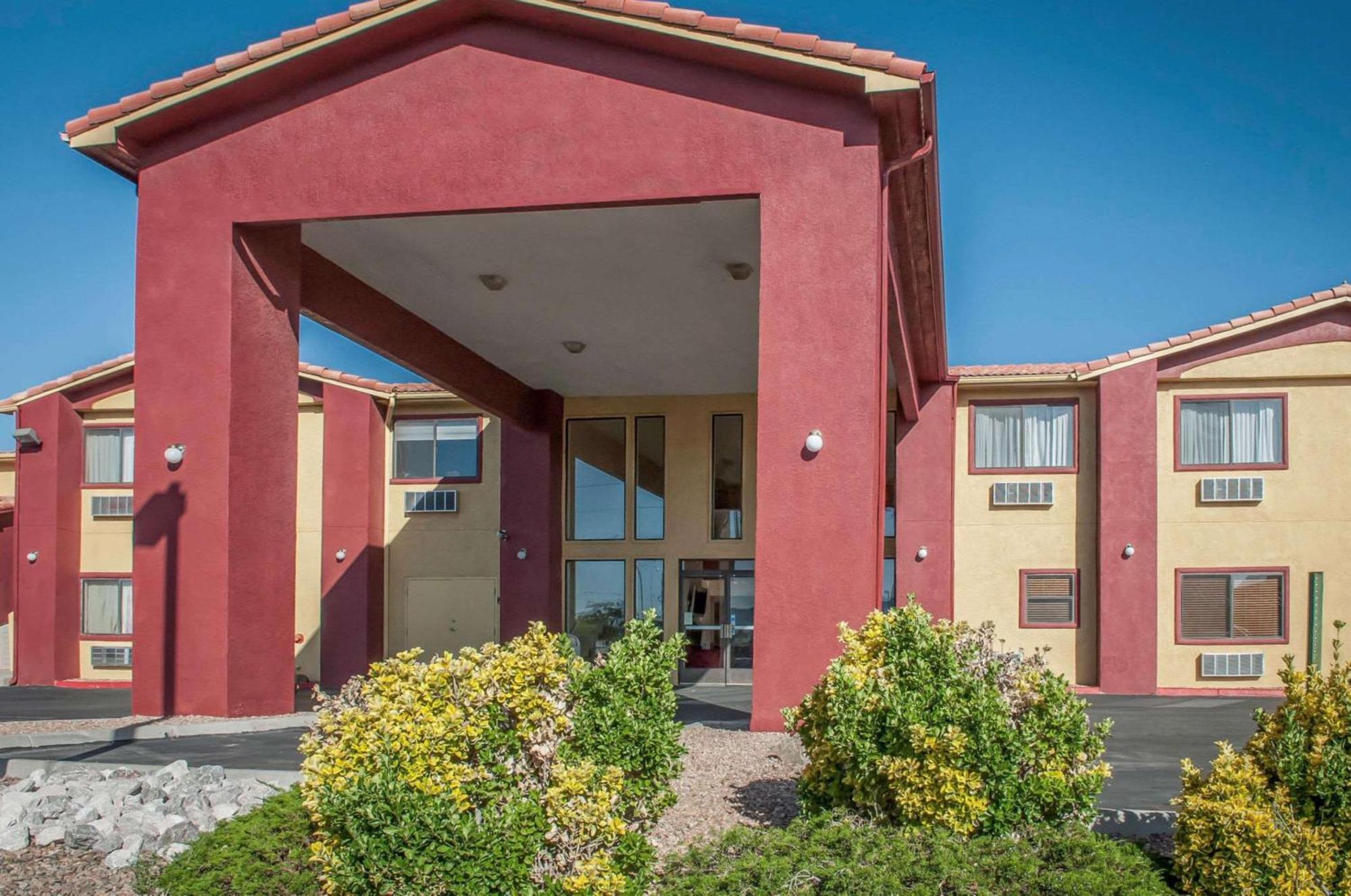 Quality Inn Rio Rancho Exterior photo