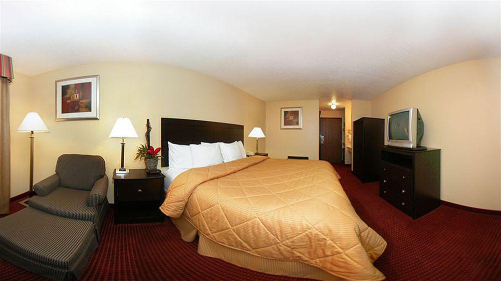 Quality Inn Rio Rancho Exterior photo